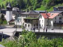 f7833b1b-000f-4228-9757-5818633b2554